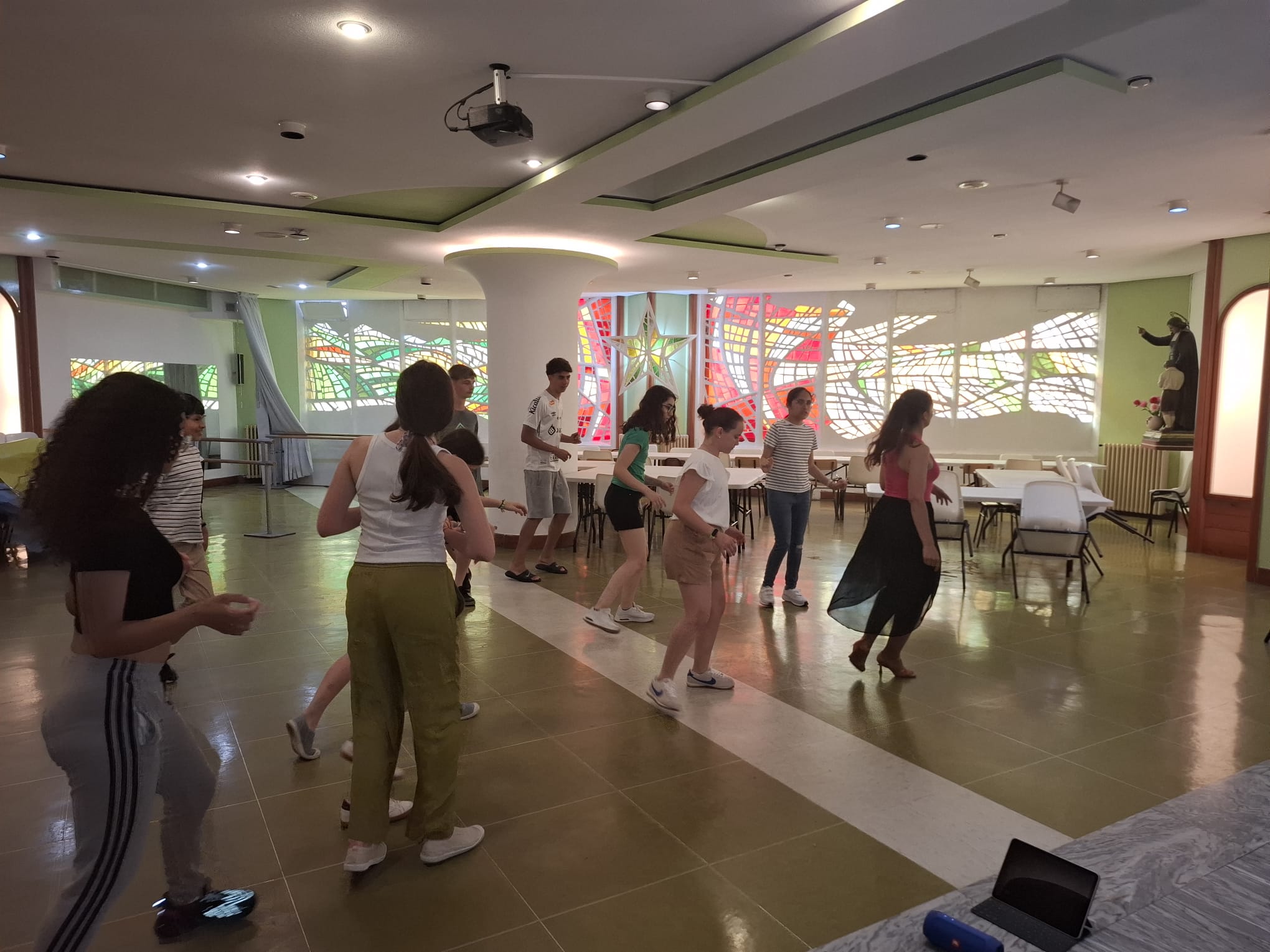 Taller Salsa y Bachata.