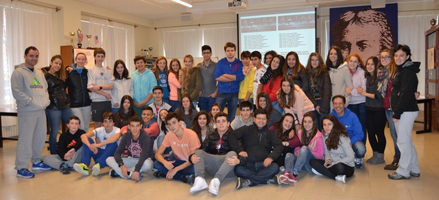 Grupos Cristianos. Divergente