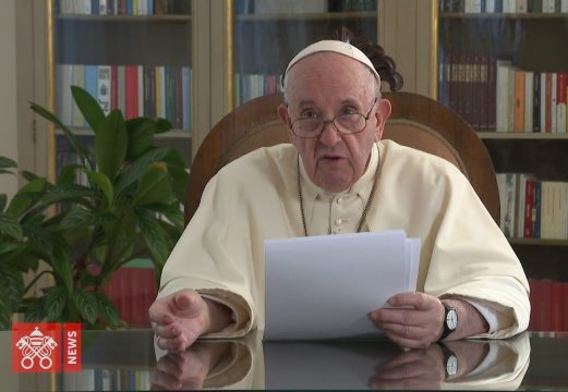 El Papa pide unirse al Pacto Educativo Global