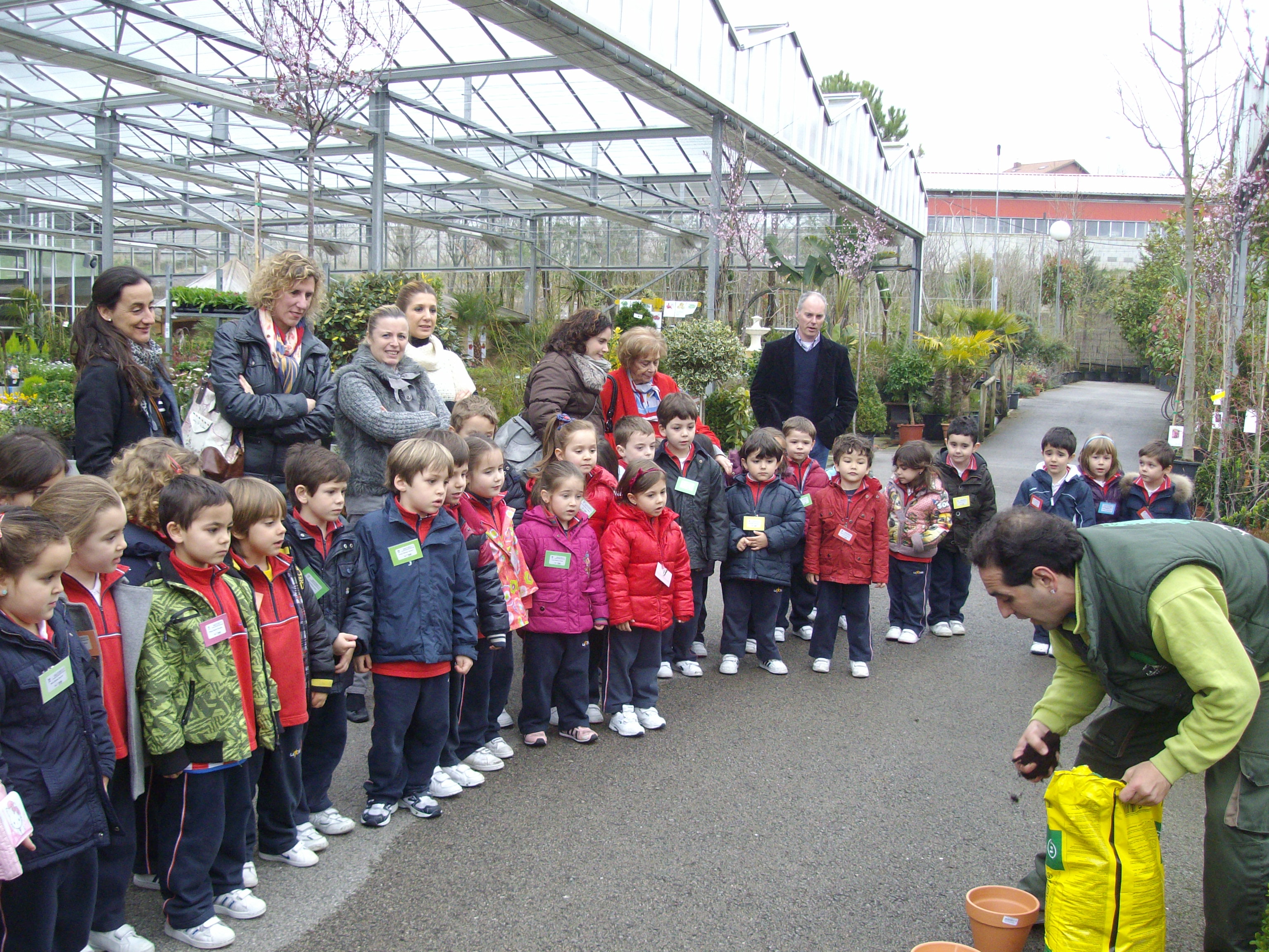 visita de 2º de infantil al invernadero
