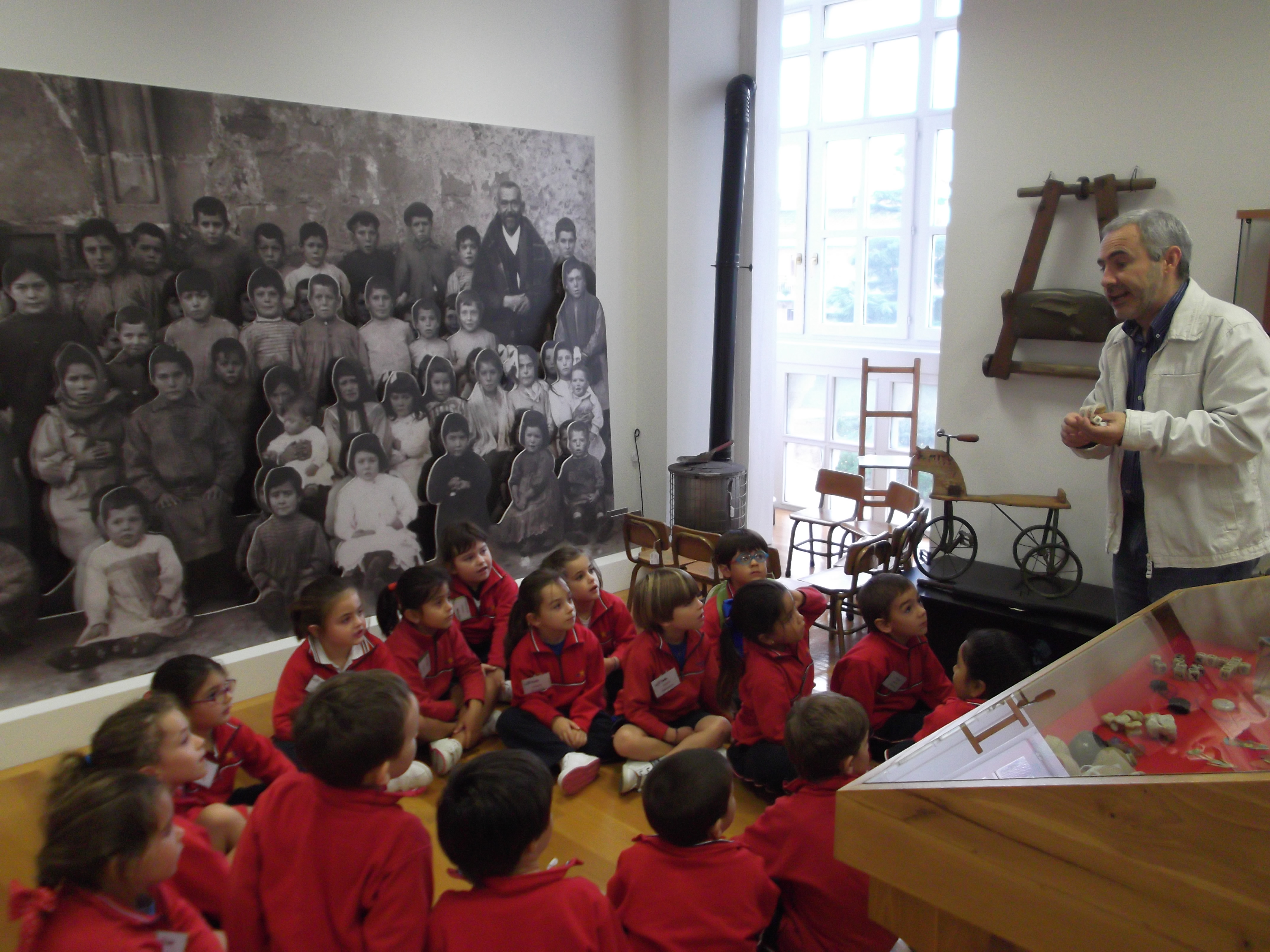 Visitamos la "escuela de ayer".