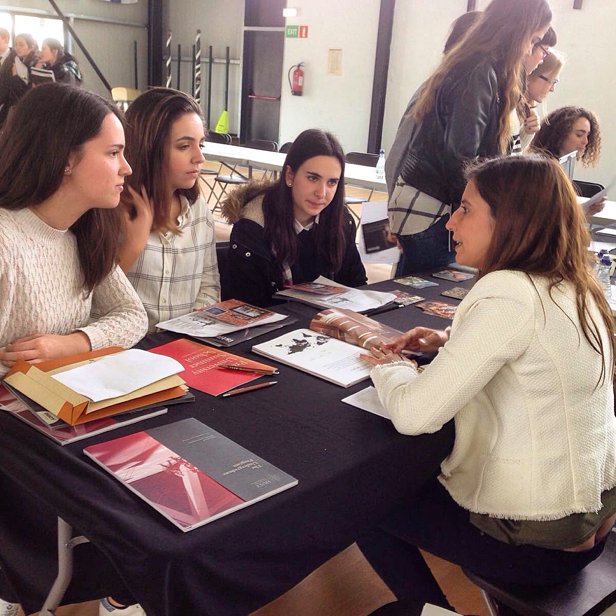 1ºBACH visita Feria Internacional Universidades