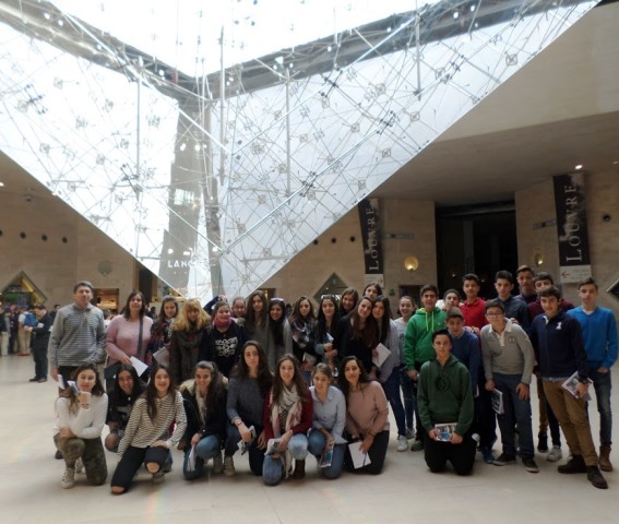 Finaliza viaje a Paris