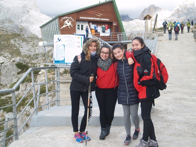 Primer número revista Red-Acción