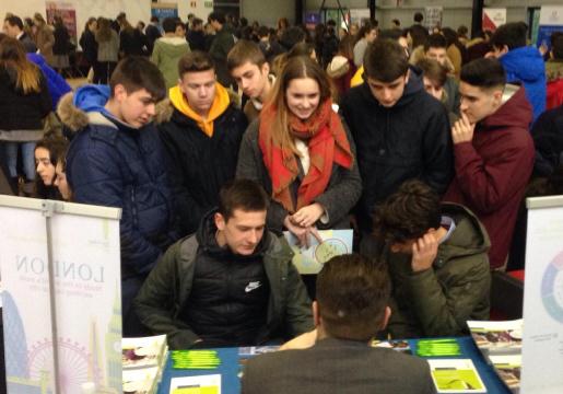 1ºBACH asiste a Feria Internacional de Universidades