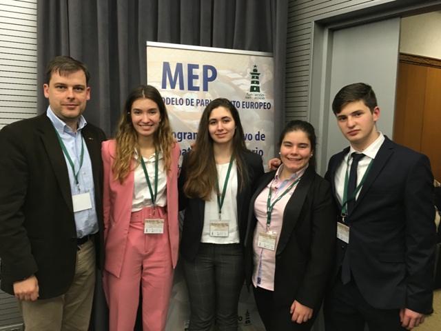 El colegio en la sesión nacional del programa MEP