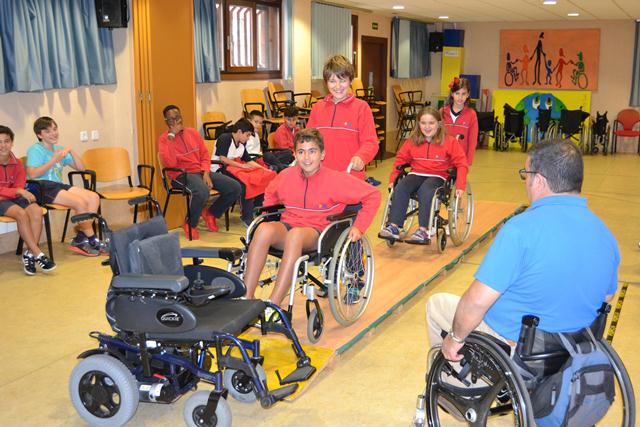 Visita a COCEMFE
