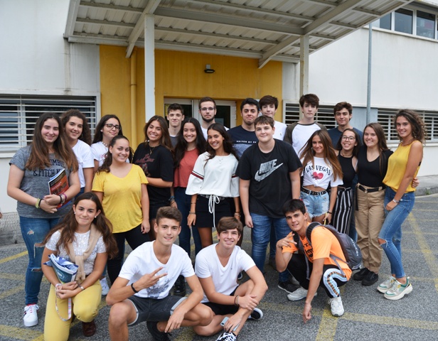 2ºBACH participa en la noche de los investigadores