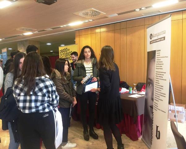 2ºBACH visita Uniotur