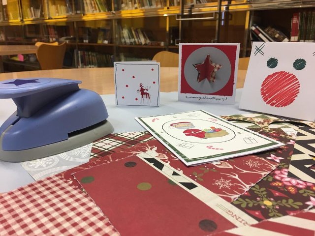 Taller de tarjetas navideñas con Sallejoven