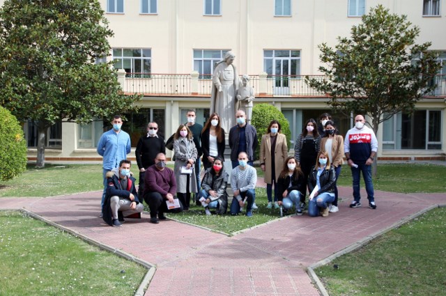 Encuentro profesores nuevos.