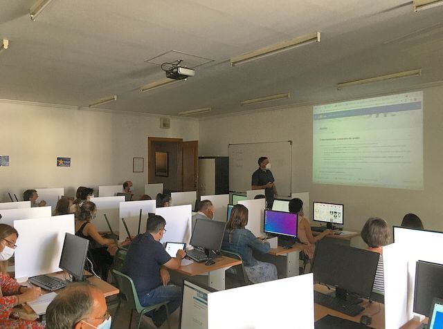 Formación profesores en competencia digital