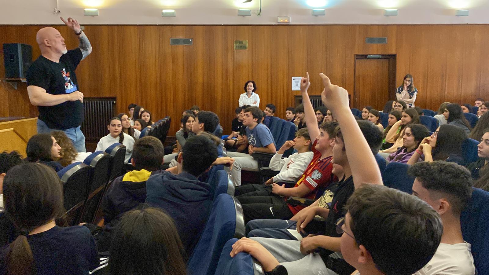 Charla de Iñaki Zubizarreta