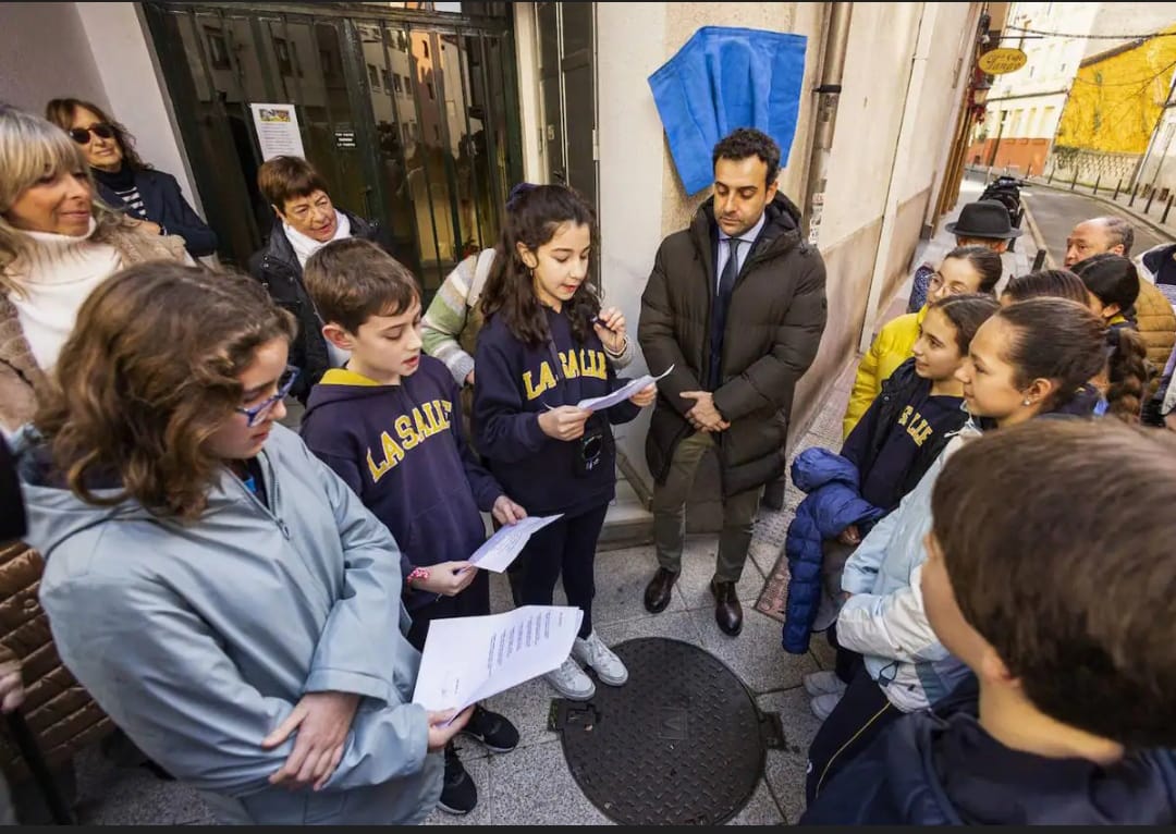 Placa Hermanos Tonetti