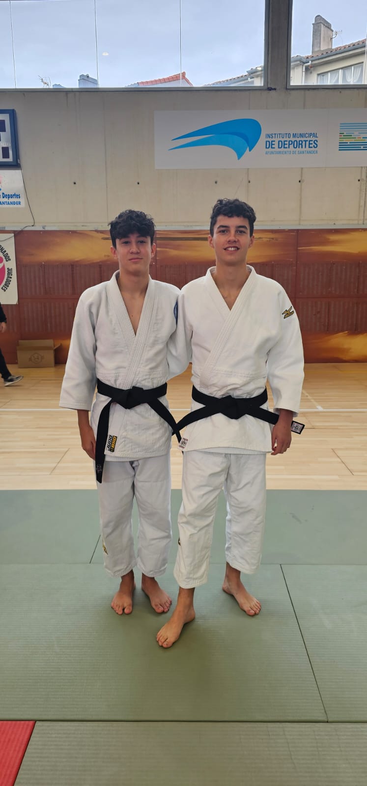 nuevos-cinturones-negros-de-judo